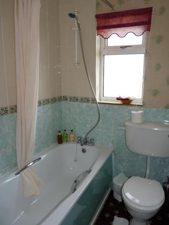Cornerways Guest House Лландидно Номер фото
